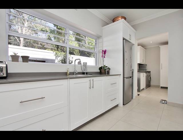 3 BEDROOM TOWNHOUSE TO LET IN KENILWORTH UPPER